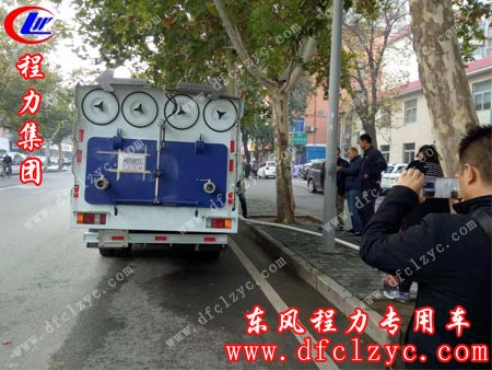 湖北程程力五十鈴吸塵車正在驗證車中