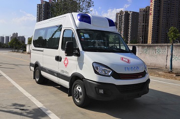 （國(guó)六）南京依維柯藍(lán)牌救護(hù)車(chē)